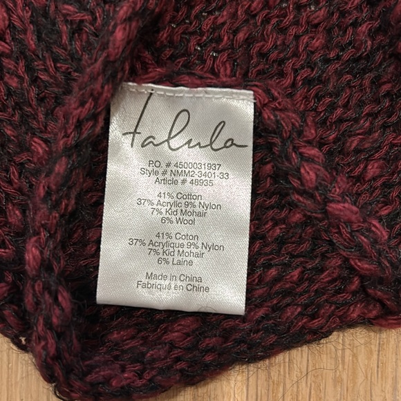 Aritzia Knit Sweater. Size Small - Picture 5 of 5